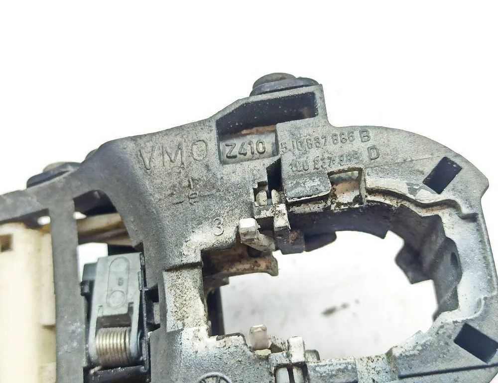 VOLKSWAGEN Eos 1 generation (2006-2020) Bakre höger dörr Inre handtagsram 5J0837886D,1Q0837885,1Q0837886C,1Q0837886D,5J0837885B,1Q0837885D,5J0837886 32871621