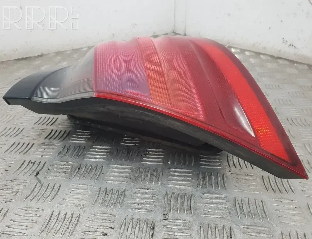 MERCEDES-BENZ C-Class W203/S203/CL203 (2000-2008) Bakre höger bakljuslampa 15163100 14272912