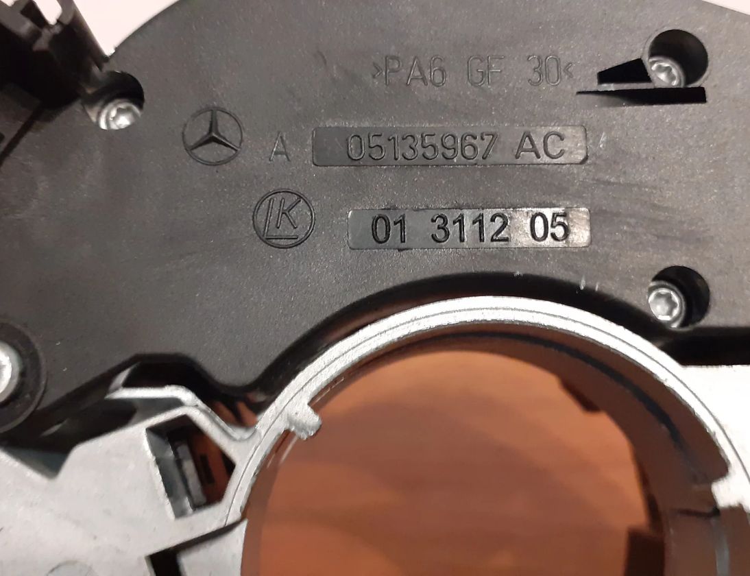 CHRYSLER 300C 1 generation (2005-2011) Indikeringstorkarspaksbrytare 01411200,01311205,#9741,05175055AA,05135967,574542 14887763