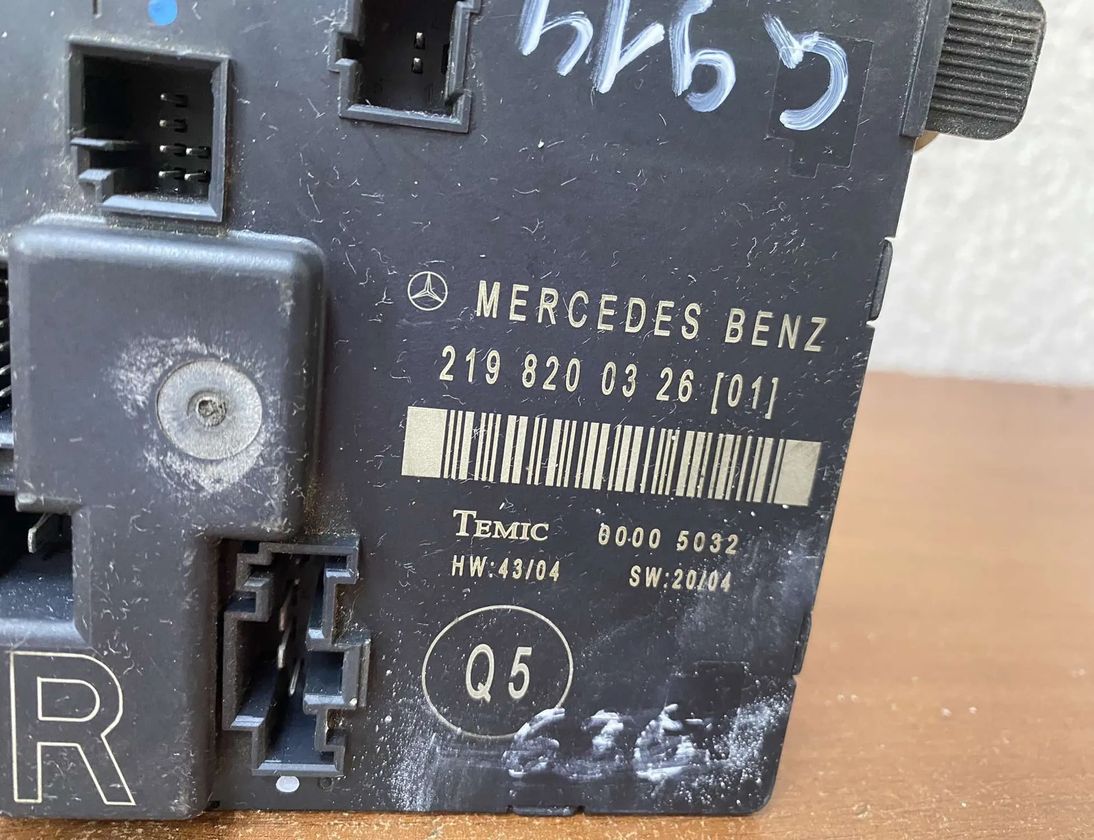 MERCEDES-BENZ CLS-Class C218 (2010-2017) Styrenhet för bakre höger dörr 2198200326,#G914 26020596