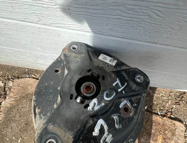 MERCEDES-BENZ E-Class W212/S212/C207/A207 (2009-2016) Främre vänster hjulnav A2043201273,A2043202966,801404001219,#F6117 30259953