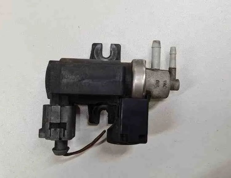 AUDI A4 B7/8E (2004-2008) Magnetventil 8E0906627C,72290313 32713153