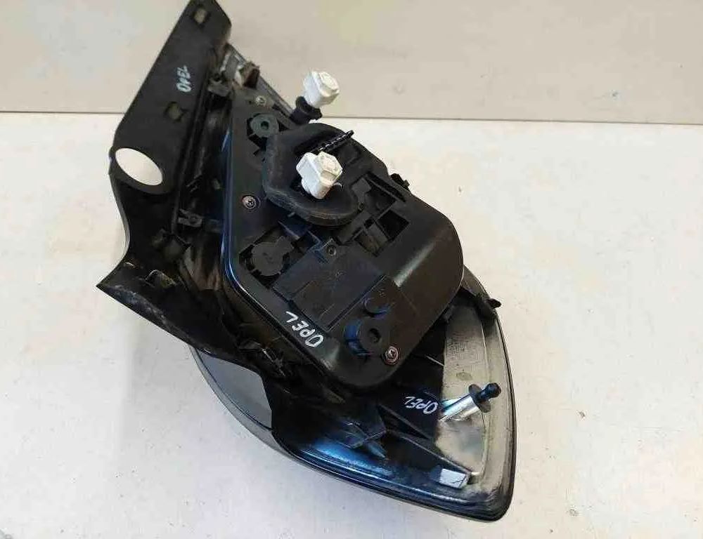 OPEL Astra H (2004-2014) Bakre höger bakljuslampa 24451837,00865302 32727808