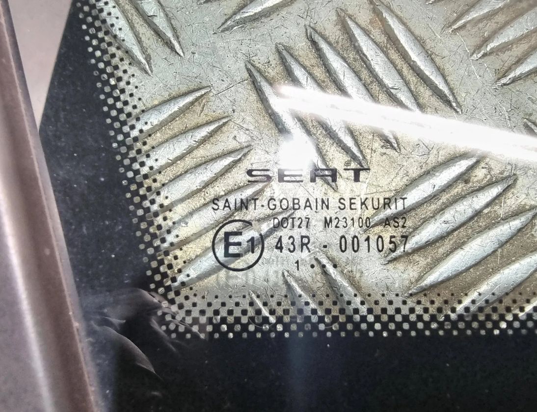 SEAT Altea 1 generation (2004-2013) Ytterdörrens glasskena 43R001057 27887428