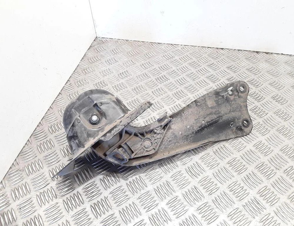 VOLKSWAGEN Golf Plus 1 generation (2004-2009) Bakre höger arm 1K0505226H 32994477
