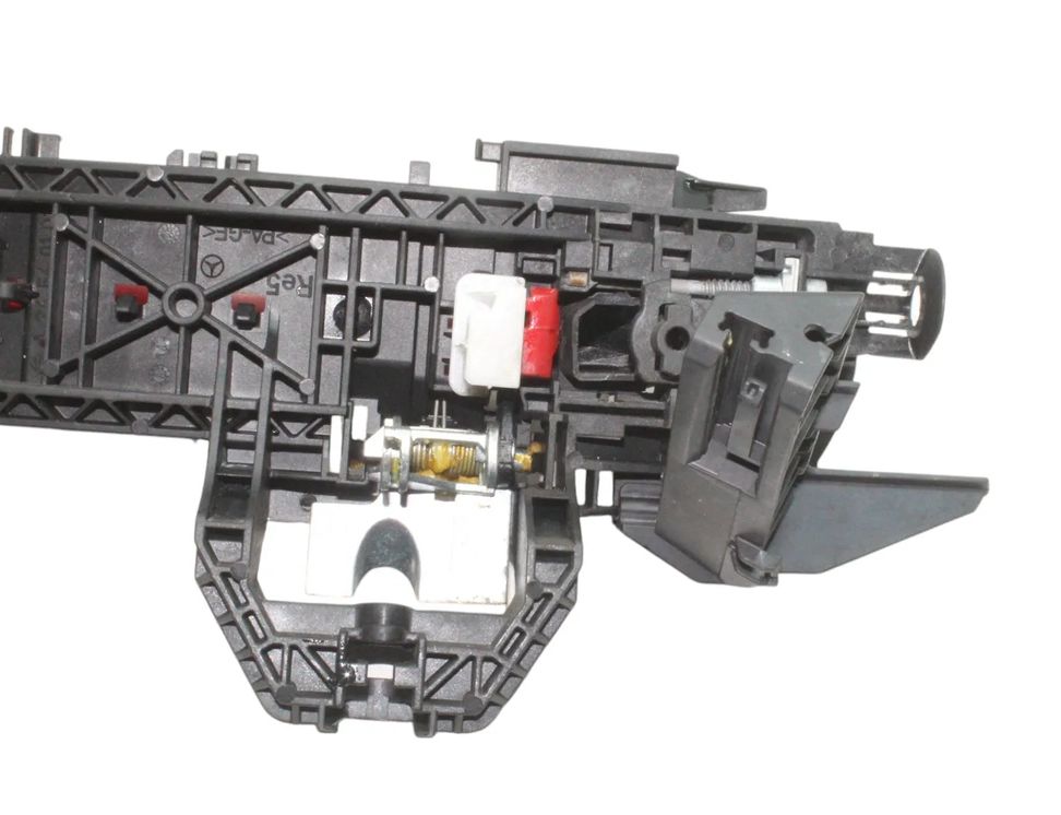 MERCEDES-BENZ A-Class W176 (2012-2018) Bakre högra dörrens yttre handtag A2047601634 29446790