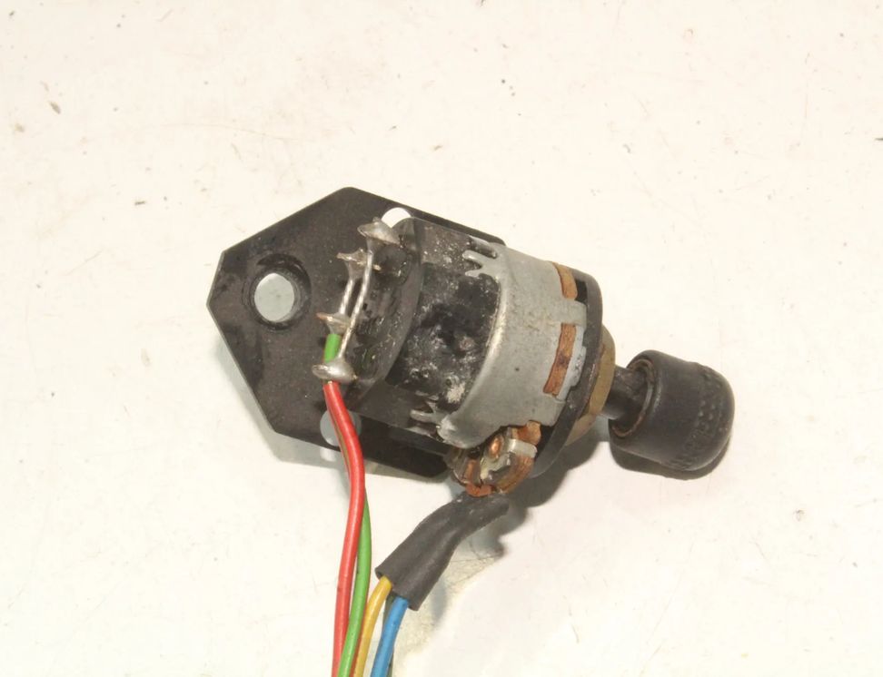 JAGUAR XK X100 (1996-2006) Dashboard dimmer 2A64A250 31720188