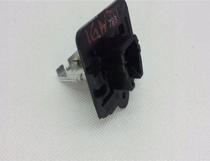 SUZUKI Ignis 3 generation (2016-2023) Blåsfläktrelä 27945537