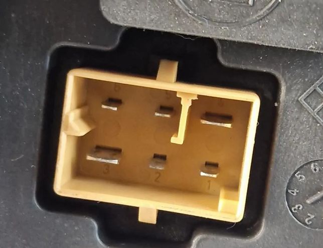 SKODA Superb 1 generation (2001-2008) Värmare fläkt 740221233F 32972097