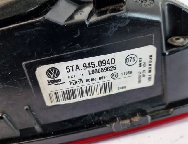 VOLKSWAGEN Touran 3 generation (2015-2023) Höger Baklucka Bakljus 5TA945094D 33084352