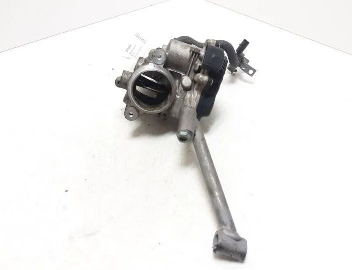 VOLKSWAGEN Passat B8 (2014-2023) Gasspjällskropp 04L128637A 20519694