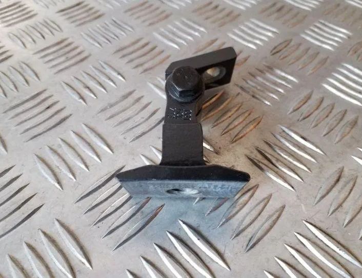 BMW 1 Series F20/F21 (2011-2020) Bakre vänstra dörrgångjärn 7246061 25143205