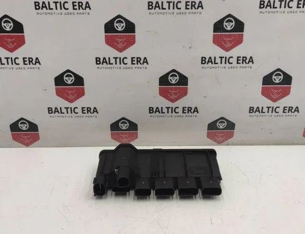 BMW 5 Series G30/G31 (2016-2023) Strömfördelningslåda 8583091 31520409