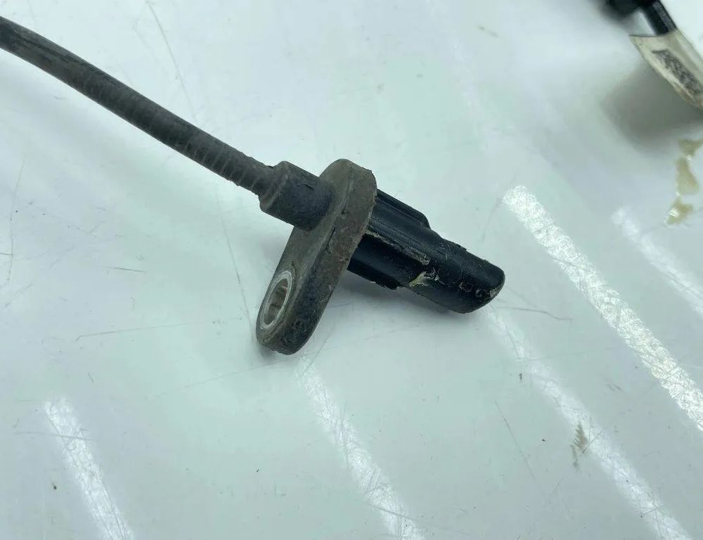 BMW 3 Series Gran Turismo F34 (2013-2017) Främre höger ABS-sensor 6874637 31525844