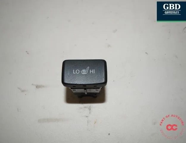 SUZUKI Vitara 2 generation (2014-2023) Strömställare för sätesvärme nopartid 30870187