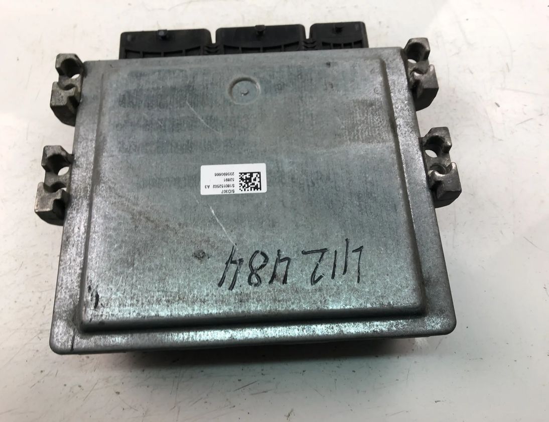 RENAULT Megane 3 generation (2008-2020) Motorstyrenhet ECU 237103571R,S180153105A 17255946