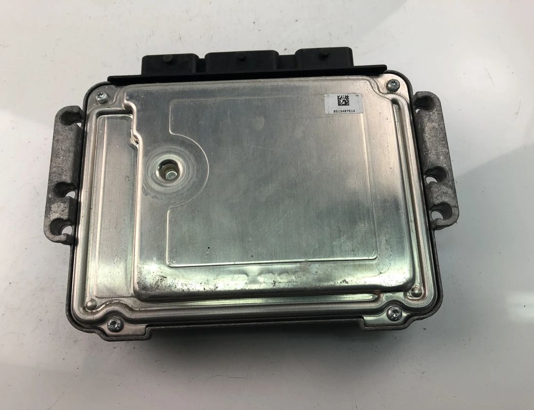 PEUGEOT 207 1 generation (2006-2009) Motorstyrenhet ECU 9663755480,0281013868 17652066