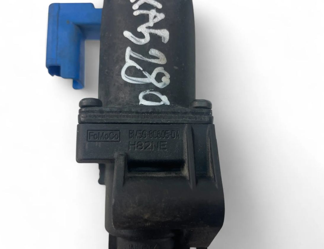 FORD Galaxy 2 generation (2006-2015) Värmeradiatorventil BM5G-8C605-DA 30741297