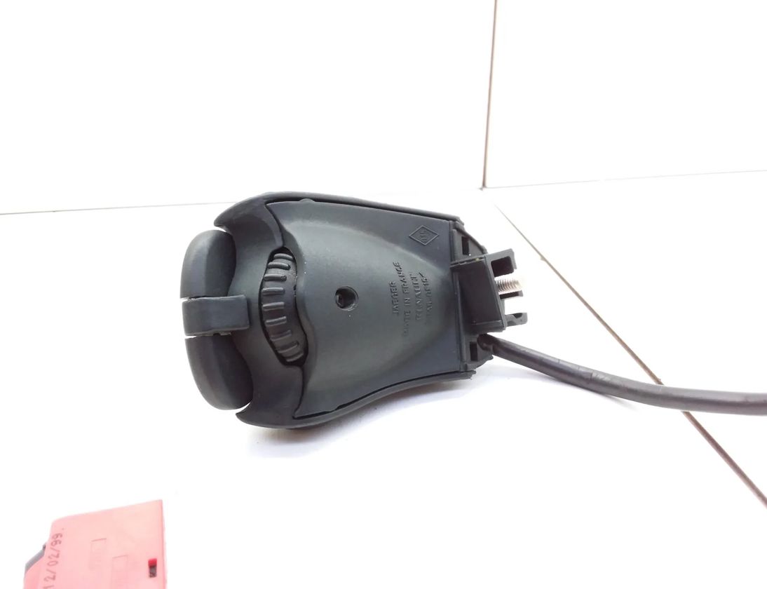 RENAULT Scenic 1 generation (1996-2003) Rattknappar/omkopplare 7765d,7765 11556969