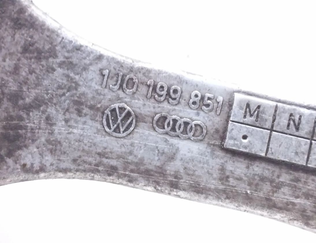 VOLKSWAGEN Golf 4 generation (1997-2006) Motorfäste fram 1J0199851 20328187