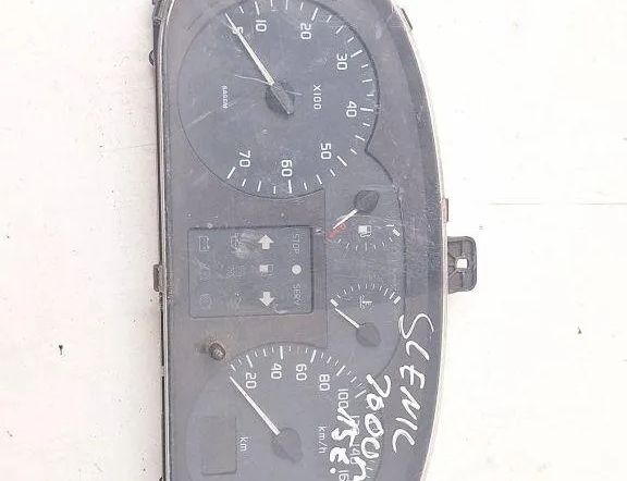 RENAULT Megane 1 generation (1995-2003) Hastighetsmätare P7700427896A 31625239