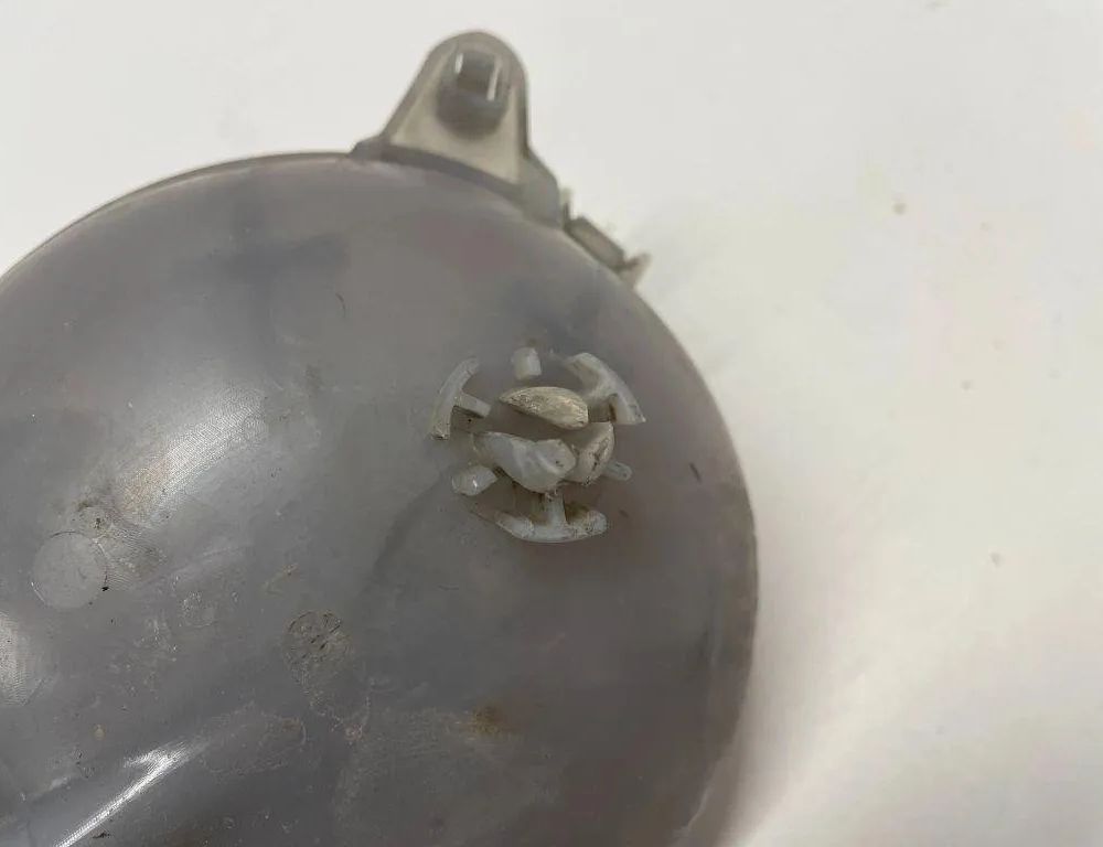 AUDI Q3 F3 (2018-2024) Expansionskärl 5Q0121407M 32195775