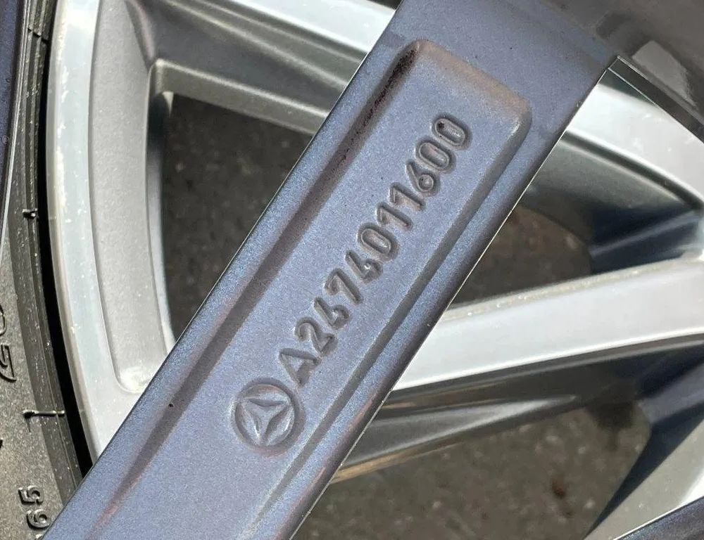 MERCEDES-BENZ GLA-Class H247 (2019-2024) Hjuluppsättning A2474011600 32196180