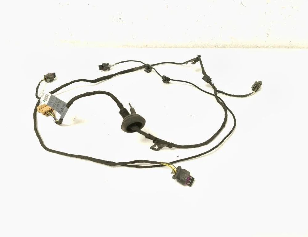 AUDI A4 B9/8W (2015-2024) Kablar för parkeringshjälp bak 8W0971104A 30669151