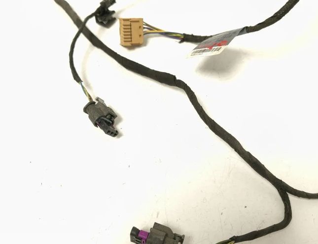 AUDI A4 B9/8W (2015-2024) Kablar för parkeringshjälp bak 8W0971104A 30669151