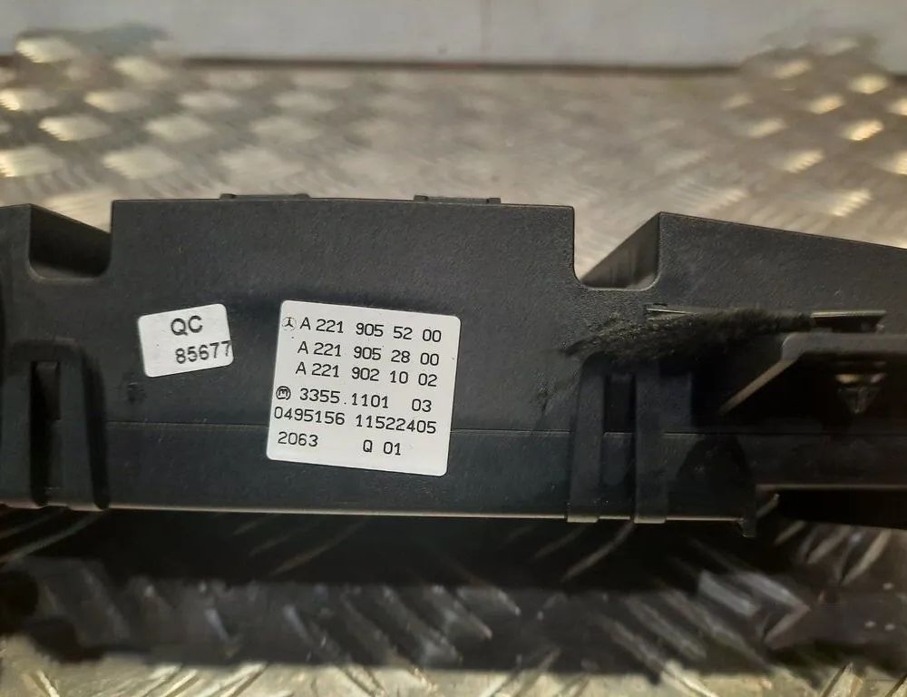 MERCEDES-BENZ S-Class W221 (2005-2013) Andra styrenheter A2219055200,A2219052800,A2219021002 15364960