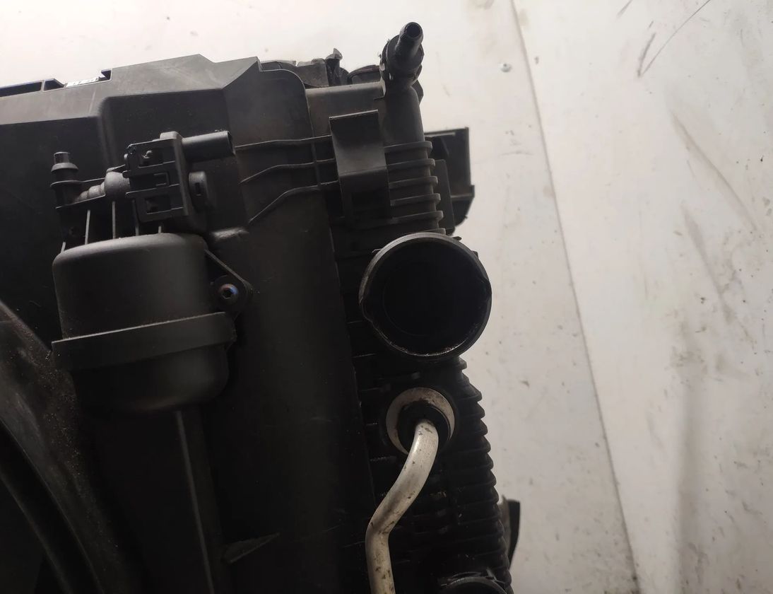 MERCEDES-BENZ E-Class W212/S212/C207/A207 (2009-2016) Kylningsdelar A1695040114,3136613344 17683136