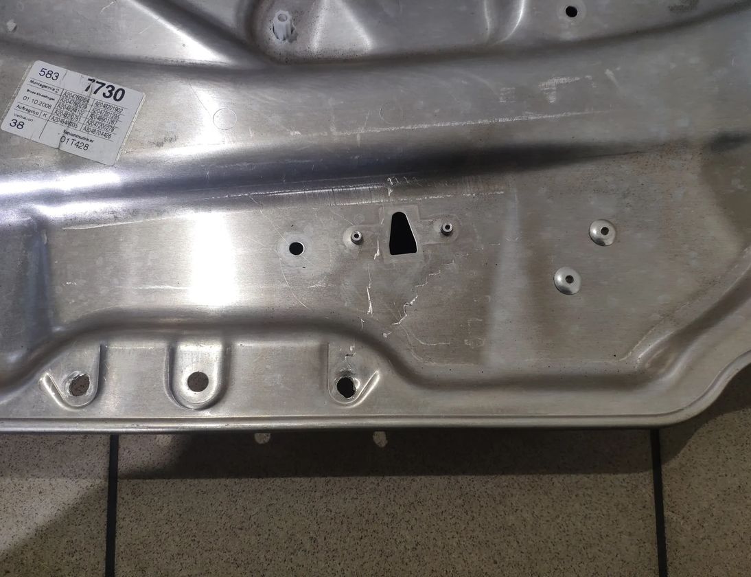 MERCEDES-BENZ C-Class W204/S204/C204 (2004-2015) Främre höger dörrfönsterhiss A2047600634,A2047660239,A2048204102,A2048210751,A2045409835,A2048201902,A2047201235,A2048901267,A2047200279,A2048704426,963758102 20580638