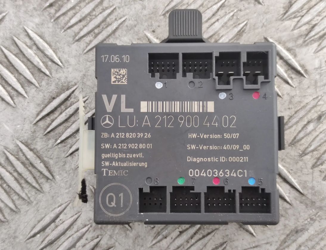 MERCEDES-BENZ E-Class W212/S212/C207/A207 (2009-2016) Vänster främre dörrkontrollenhet A2129004402 23057593