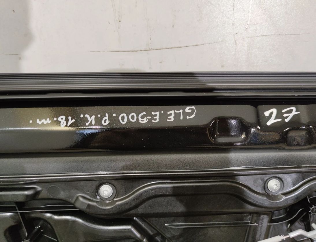 MERCEDES-BENZ GLE W166 (2015-2018) Vänster främre dörr A1665406703,A0997201335,A1667201393,A0997660500,A1667201102,A2047602534 26483438