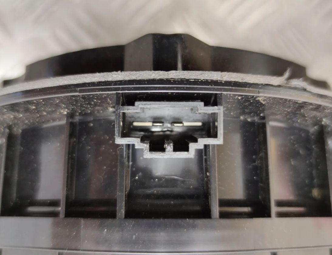 SKODA Superb 3 generation (2015-2023) Ljudhögtalare för höger bakdörr 3V0035411J 29397115