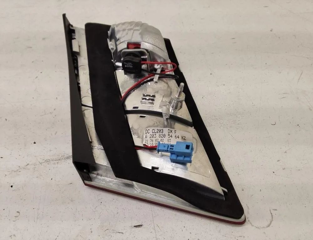 MERCEDES-BENZ CLC-Class CL203 (2008-2011) Höger Baklucka Bakljus A2038205464KZ 32143111