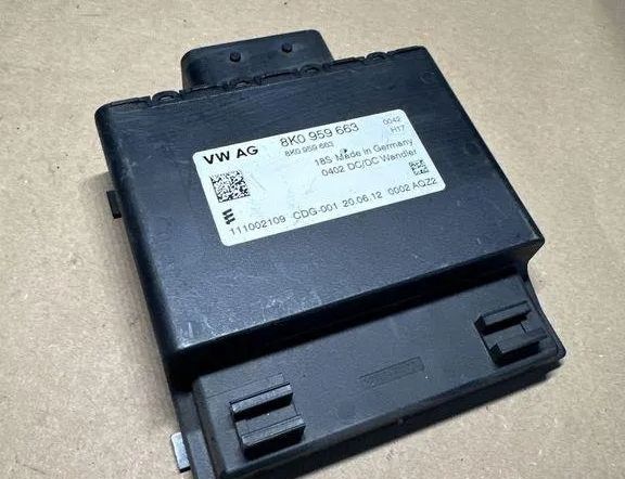 AUDI A8 D3/4E (2002-2010) Andra styrenheter 8K0959663F,111002109,8K0959663A,8K0959663C,8K0959663D,8K0959663 32208553