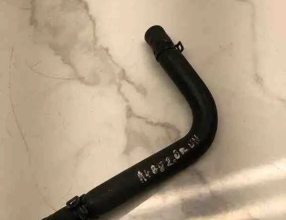 AUDI A4 B9/8W (2015-2024) Andra rör 32603641