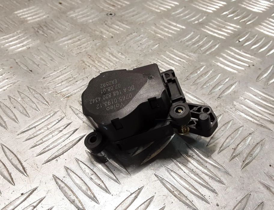 MERCEDES-BENZ A-Class W168 (1997-2004) Ventilator för kupévärmare A1688204342 28378029