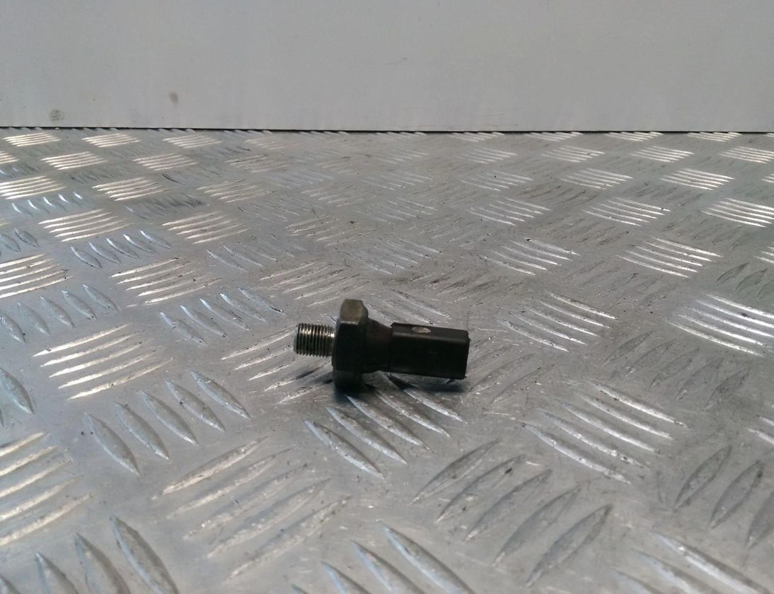 AUDI A4 B6/8E (2000-2005) Oljetrycksmätare 038919081 29774296