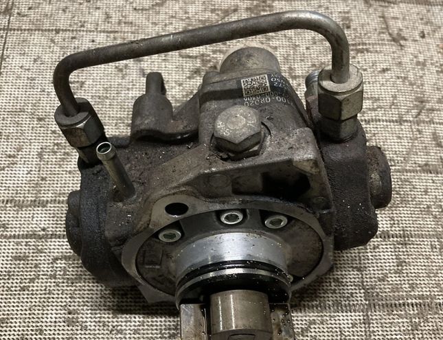 TOYOTA Avensis 2 generation (2002-2009) Bensinpump 221000R020 30011931