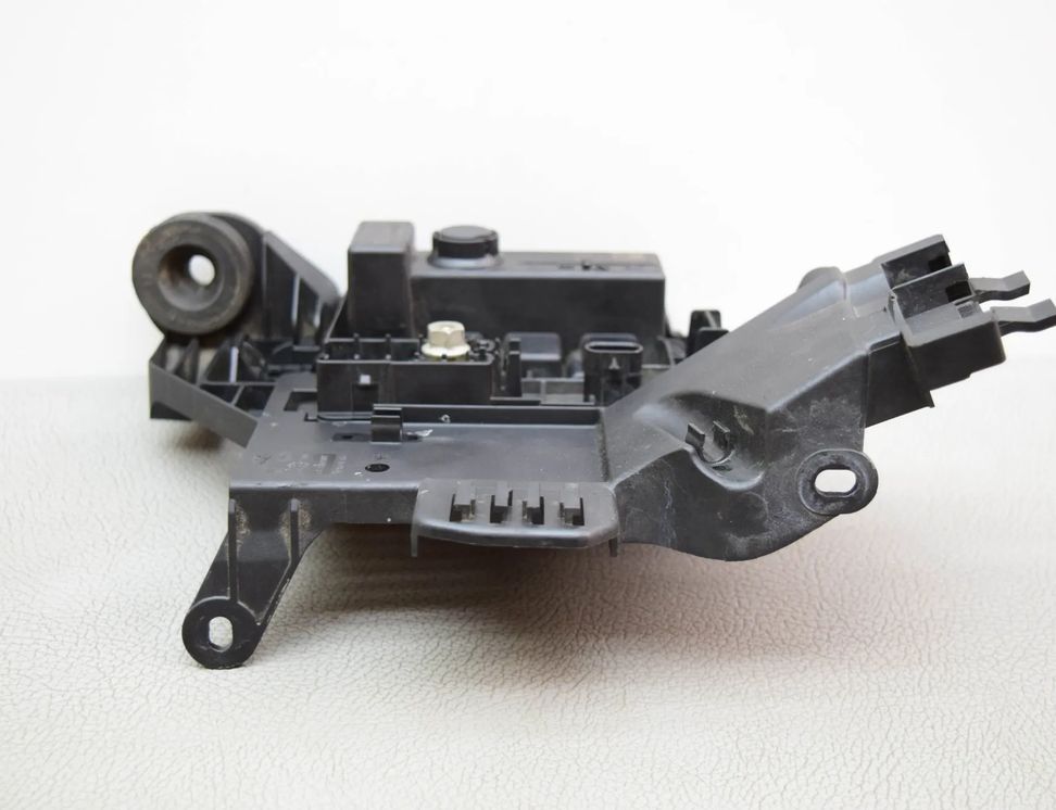 BMW M2 F87 (2015-2022) Strömfördelningslåda 7614585 25583126