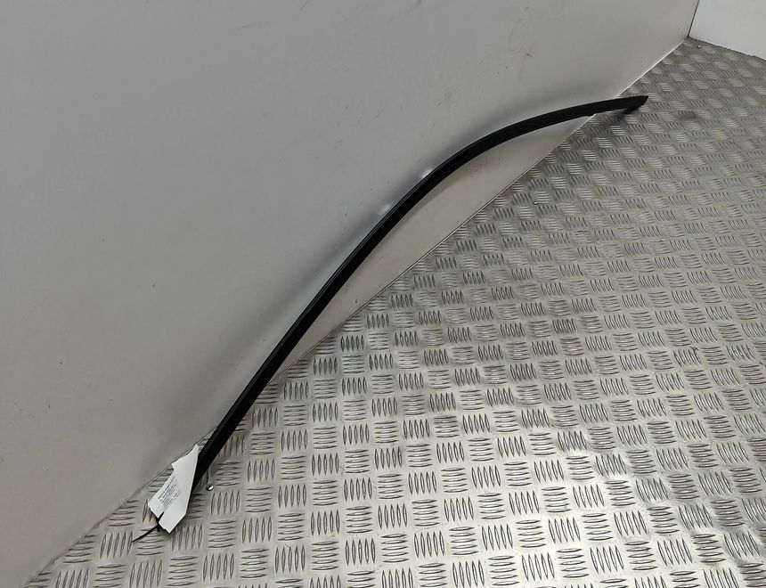 BMW M4 F82/F83 (2013-2020) Taklist på höger sida 7433338 23525990