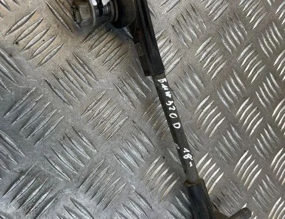 BMW 5 Series G30/G31 (2016-2023) Främre höger stabilisatorlänk 6861483 31574406