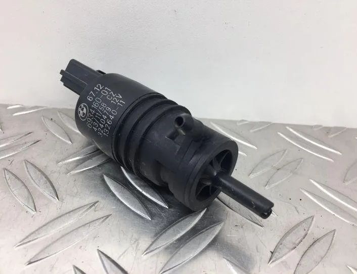 BMW 7 Series F01/F02 (2008-2015) Spolartankmotor 6934160,67126934160,13264011 21447248