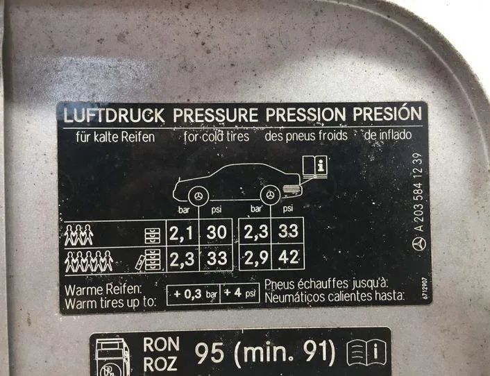 MERCEDES-BENZ CLC-Class CL203 (2008-2011) Bränsletanklucka A2035841239,2035841239 21447571