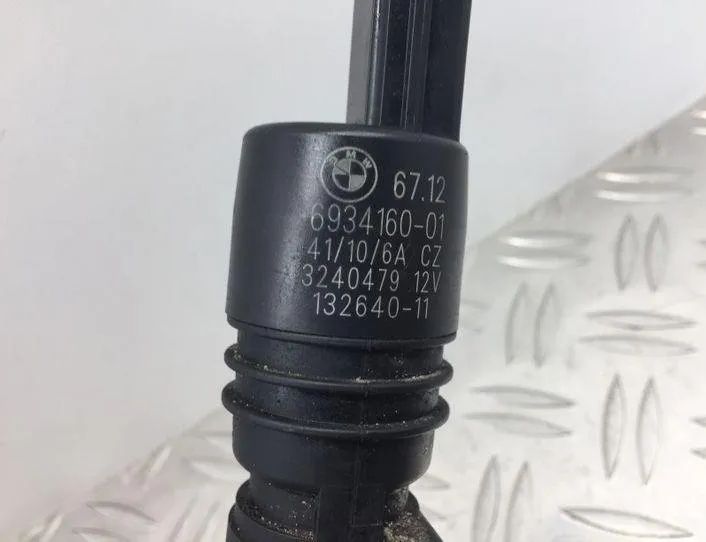 BMW 5 Series F10/F11 (2009-2017) Spolartankmotor 6934160,67126934160,13264011 21447623