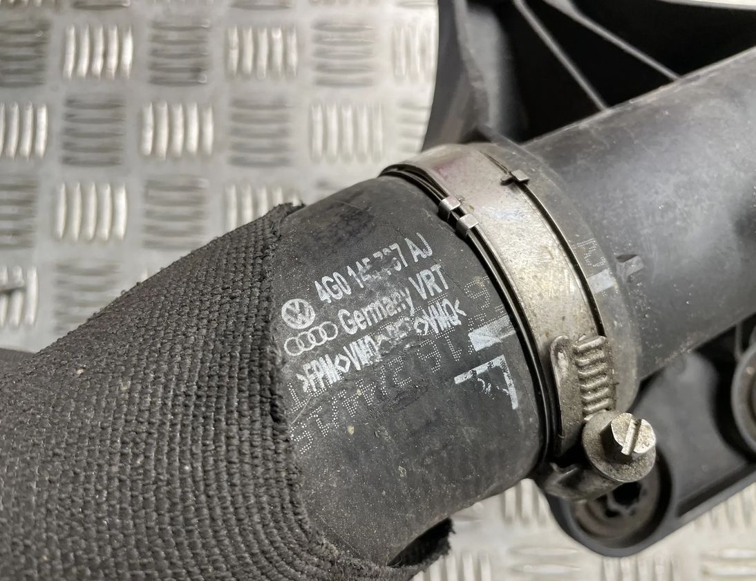 AUDI A6 C7/4G (2010-2020) Intercooler slangrör 4G0145673AH,4G0145737AJ 25834656