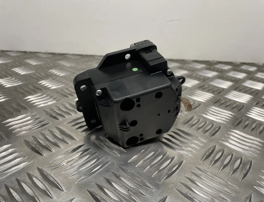 MERCEDES-BENZ C-Class W204/S204/C204 (2004-2015) A2048709558,A2048709658,A2049020501 27804170