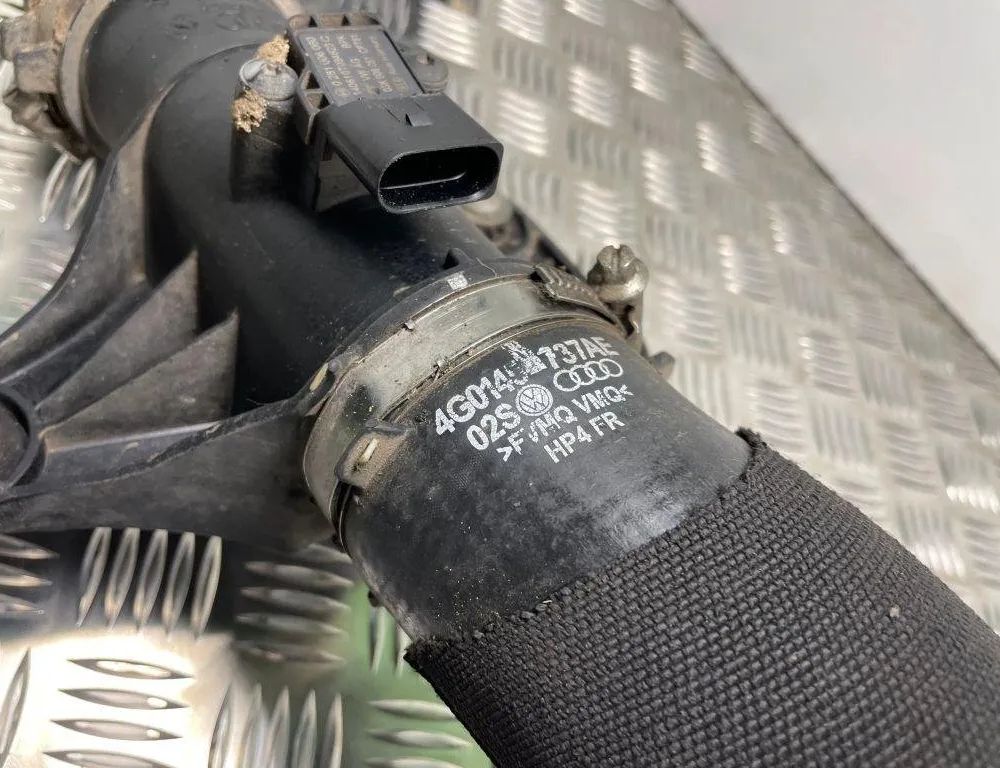 AUDI A6 allroad C7 (2012-2019) Intercooler slangrör 4G0145709AB,4G0145737AE 30989832